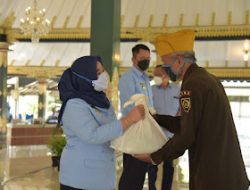 Bupati Sleman Serahkan Bantuan Untuk Veteran Pejuang Kemerdekaan.