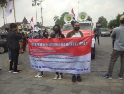 Aksi Forum Pemuda Nusantara Yogyakarta, Dukung PON XX Papua.