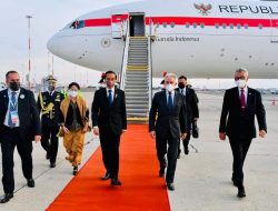 Jokowi Hadiri Sesi Ekonomi Dan Kesehatan Globlal Dalam KTT G20.