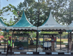 Uji Coba Pembukaan Kawasan Alun-Alun Wates Di Sambut  Gembira PKL
