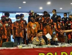 Demo Rusuh Ormas Pemuda Pancasila, 20 Orang Diamankan Polda Metro Jaya.