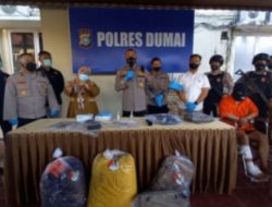 Pembunuhan Bos Salon Di Dumai, Berhasil Diungkap Polisi Dalam 12 Jam.