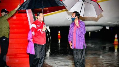 Jokowi Tiba Di Yogyakarta, Hadiri Dies Natalis UNS Solo.