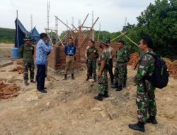 Kadis Perkim Tinjau Pembangunan Rumah TMMD Kodim 1615/Lotim
