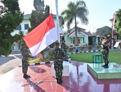 Upacara Bendera Bukanlah Rutinitas Semata, Namun Bermakna Rasa Cinta Tanah Air.