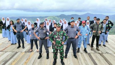 FKBN Kulon Progo Berikan Pembinaan Kesadaran Bela Negara Pada LDK OSIS SMK Giri Handayani di Bukit Pulepayung