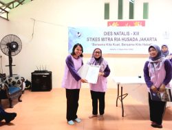 Dies Natalis Ke XIX, STIKes Mitra RIA Husada Jakarta Memberikan Penghargaan Karyawan Terbaik