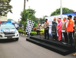 Bawalah Tanda Kasih Kita Dengan Selamat, Pesan Kapolda DIY Melepas Rombongan Bantuan Kemanusiaan Bagi Korban Bencana Gempa di Cianjur