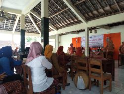 Semarakkan Peringatan Hari Ibu, Tim Penggerak PKK Kalurahan Kedungkeris Gelar Lomba Ngintil Glepung Tiwul