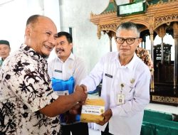 Guru TPQ, Madin, Sekolah Minggu,dan Pengelola Ponpes di Kayen dan Pati Terima Bantuan Kesejahteraan