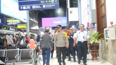 Kapolda DIY Pastikan Kesiapan Stasiun Tugu Dan Terminal Giwangan Sambut Pemudik