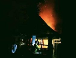 Kebakaran Kandang di Banyusoco Playen, Tiga Ekor Sapi Berhasil Diselamatkan