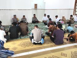 Laksanakan Giat Safari Shalat Jumat dan Jumat Curhat, Kapolsek Gedangsari Sekaligus Sampaikan Pesan Kamtibmas
