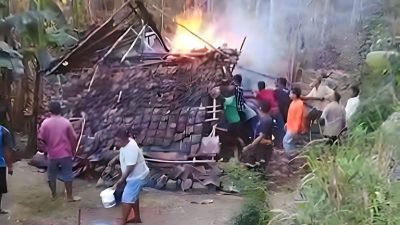 Berniat Membuat Perapian dari Bahan Jerami Kering, Kandang Sapi Milik Warga Ngalang Ludes Terbakar