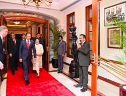 Presiden Jokowi dan Ibu Iriana Tiba di New Delhi