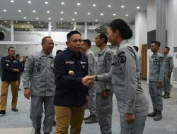 Kepala Bakamla RI Melepas Personel Latihan ke Korea Selatan