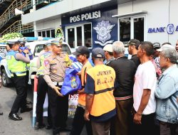 Polda DIY Gelar Bakti Sosial bersama Komunitas Jukir, UMKM, Pelaku Usaha dan Jaga Warga