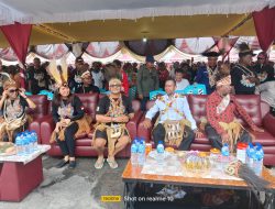 PJ Gubernur Apolo Safanpo Resmi Buka Festival Budaya Sejuta Rawa II Kabupaten Mappi