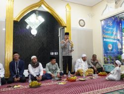 Kapolres Metro Jakarta Timur hadiri Peringatan Maulid Nabi Muhammad Di Mushola Al Amin Pondok Rangon 