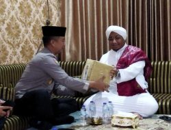 Cooling system dalam pelaksanaan keamanan Pemilu 2024, PJU Kor Binmas Mabes Polri Silaturahmi ke kediaman Habib Ahmad bin Ali Abdurahman Assegaf