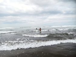 Korban Tenggelam Pantai Parangtritis Masih Terus Dilakukan Pencarian