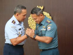 Dalam Rangka Pamit Perpisahan, Danlanud Sri Mulyono Herlambang (SMH) Kunjungi Lanal Palembang
