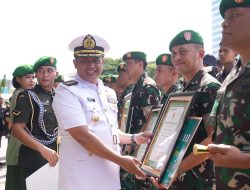 HADIRI ACARA PUNCAK PERINGATAN HARI JUANG TNI AD, DANDIM 0507/BEKASI TERIMA PIAGAM PENGHARGAAN JUARA LOMBA KARYA BAKTI TAHUN 2023