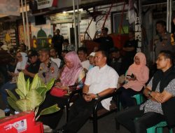 Cangkrukan Bersama Sat Kamling RW 03 Menteng