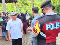 Diduga Terpeleset, Seorang Perempuan Ditemukan Meninggal Dunia Nyangkut di Selokan