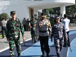 Komandan Lanal Bandung Hadiri Apel Gelar Pasukan Operasi Kepolisian Terpusat “Lilin Lodaya 2023”