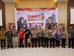 200 Peserta Sunat Massal dengan Usia Tertua 47 Tahun dan Termuda 6 Bulan