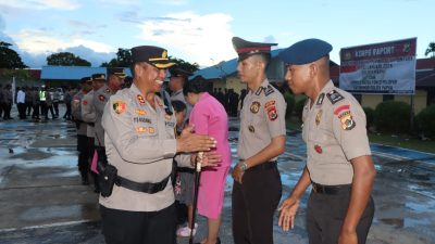 AKBP Yustinus S Kadang Pimpin Kenaikan Pangkat 17 Personil Polres Mappi dan Brimob Kompi 2 Bade
