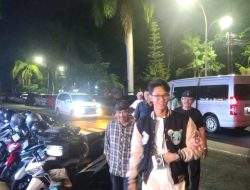 Liburan di Kabupaten Gunungkidul, Alam Ganjar Kunjungi Taman Kuliner Sempatkan Jajan Bakso Bakar