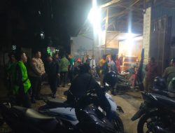 Panit Reskrim Polsek Jatiasih mendatangi lokasi di Jl. Benda Kelurahan Jatimekar Karena Keresahan Warga ke beradaan Debt Colector