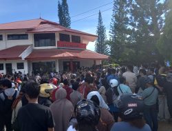 Kapolres Merauke pimpin langsung pengamanan aksi unjuk rasa.