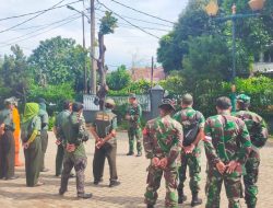 Karya Bakti Bersihkan Lingkungan, Oleh Babinsa Koramil 03/Pasar Rebo.