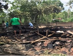 Ditinggal Pergi Pemilik Usai Memasak, Dapur Sekaligus Kandang Terbakar