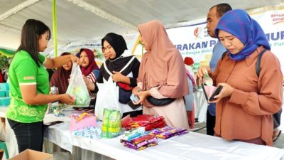 Warga Sambut Antusias Gerakan Pangan Murah Pemkab Bojonegoro, Bantu Ringankan Beban Ekonomi