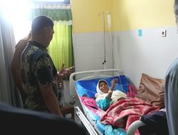 Bupati Sunaryanta Sambangi Warga Semin yang Mengalami Keracunan Massal