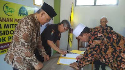 Senkom Mitra Polri Sidoarjo dan Pondok Pesantren Tandatangani MoU untuk Peningkatan Keamanan dan Ketertiban