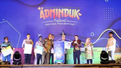 Festival Adminduk Raja Ampat, Buka Pintu Kemudahan Urus Semua Dokumen Kependudukan