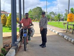 Polsek Sota dan Petugas PLBN Gencar Laksanakan Pemeriksaan Pelintas Batas PNG ke RI
