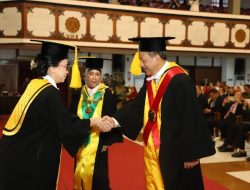 Universitas Sebelas Maret Kukuhkan JAM-Pembinaan Jadi Guru Besar Ilmu Hukum dan Pemulihan Aset
