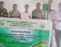 Sebanyak 54 Keluarga Penerima Manfaat se Desa Sotok Menerima BLT DD TA 2024