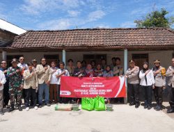 Kolaborasi Polda DIY dan Mahasiswa UGM Terjun ke Lokasi Terdampak Gempa
