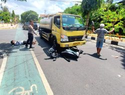 Tertabrak Truk Tanki Hingga Terpental, Pengendara Mio Alami Luka Serius dan tidak Sadarkan Diri