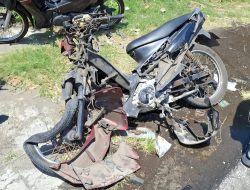 Mobil Hantam Rumah Warga di Piyungan Usai Tabrak Motor