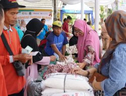 Pekan Tani ke 5, Dinas Pertanian dan Pangan Gunungkidul Gelar Gerakan Pangan Murah dan Penyerahan Alsintan