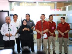 Kejagung Tahan 3 Hakim dan 1 Pengacara Terkait Suap dan Gratifikasi