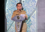Dirjen Bina Keuda Kemendagri Agus Fatoni Terima Penghargaan dari Kementerian BUMN sebagai Pembina Samsat Nasional
